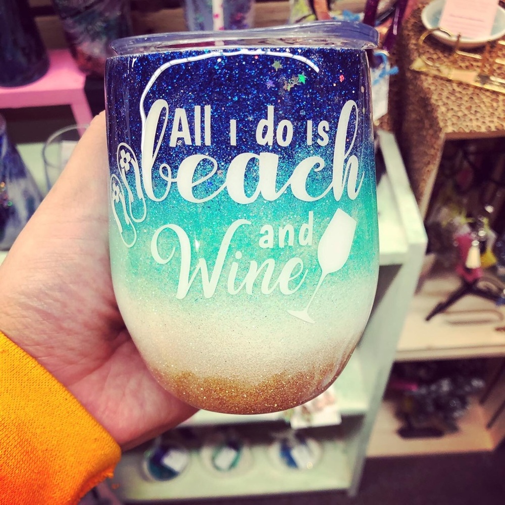 Custom glitter wine tumbler, beach theme